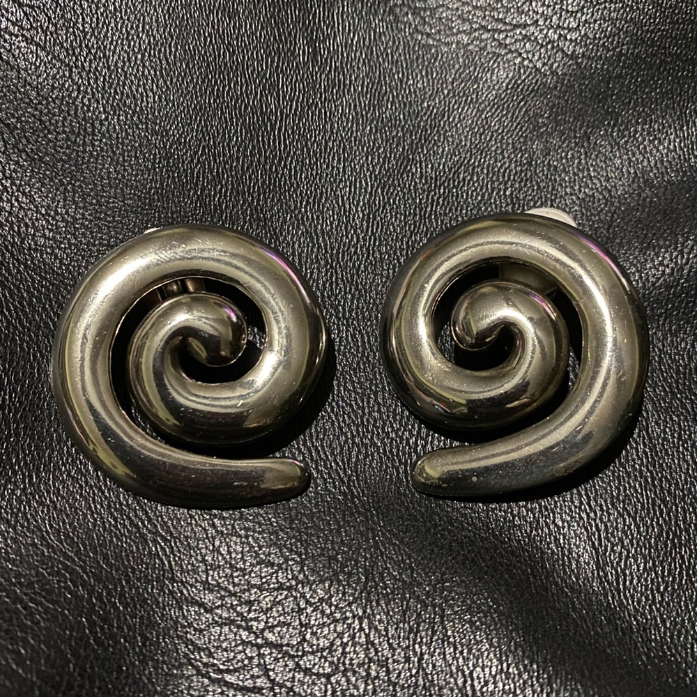 Erwin Pearl P.E.P. Clip On Earrings